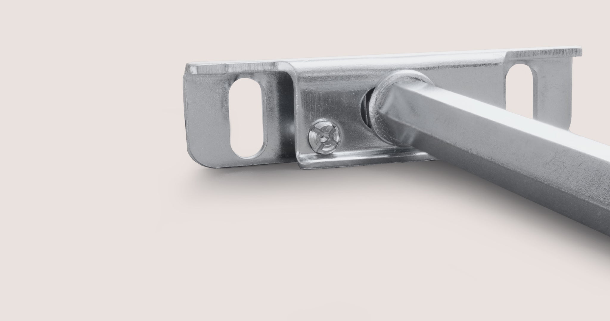 bracket-pc04.jpg